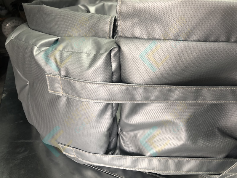 硫化機(jī)可拆卸式<a href=http://m.e-ja.cn/e/tags/?tagname=%E4%BF%9D%E6%B8%A9%E8%A1%A3 target=_blank class=infotextkey>保溫衣</a>